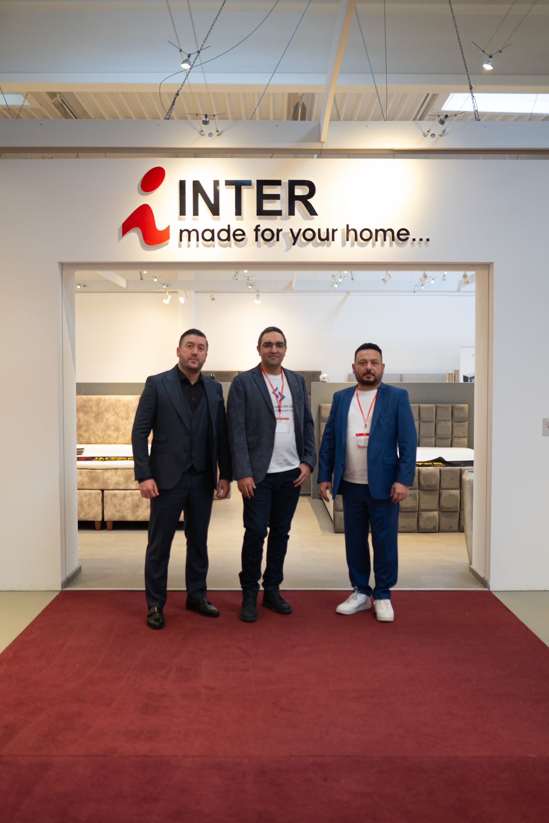 Hamed Rahimi Darehchi with colleagues at Inter Handels GmbH